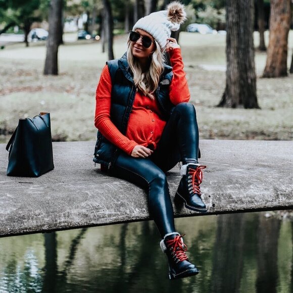 $399 Frye Samantha Black Real Leather Lace Up Shearling Fur Hiking Ankle Boot - Picture 6 of 16